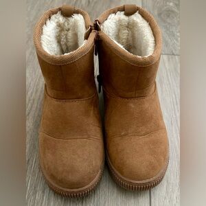 Cat & Jack Ugg Style Boots